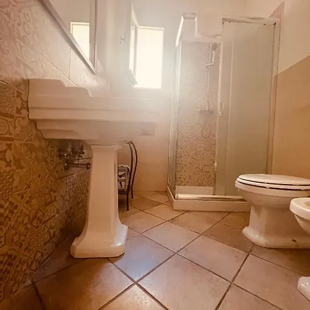 Aparthotel In Kale *